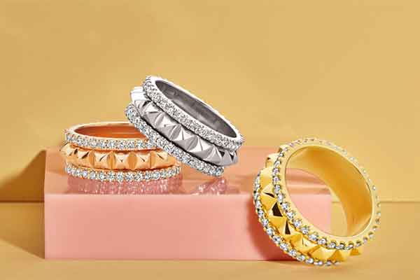 طلای ۲۴ عیار در مقابل طلای ۱۸ عیار و ۱۷ عیار: مزایا، معایب و کاربردها